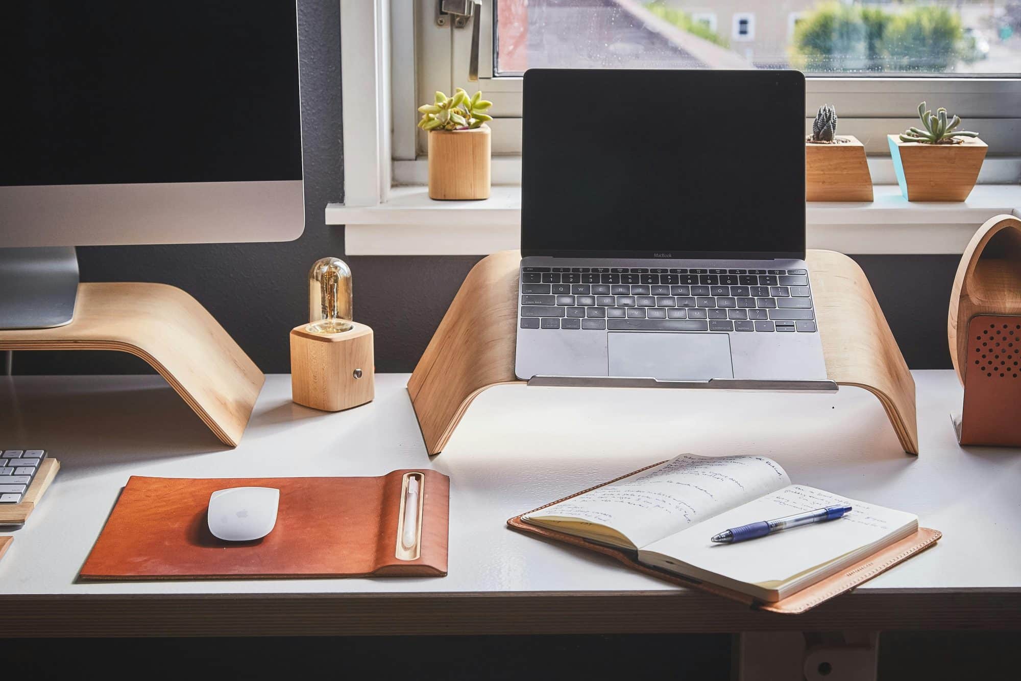 working-from-home-in-apartment-tips